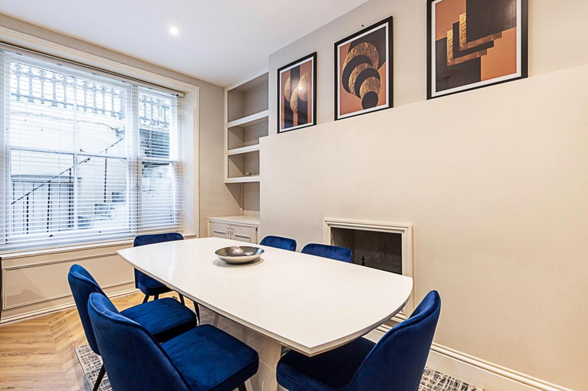 Beautiful Two Bedroom Abode In Notting Hill Appartement *